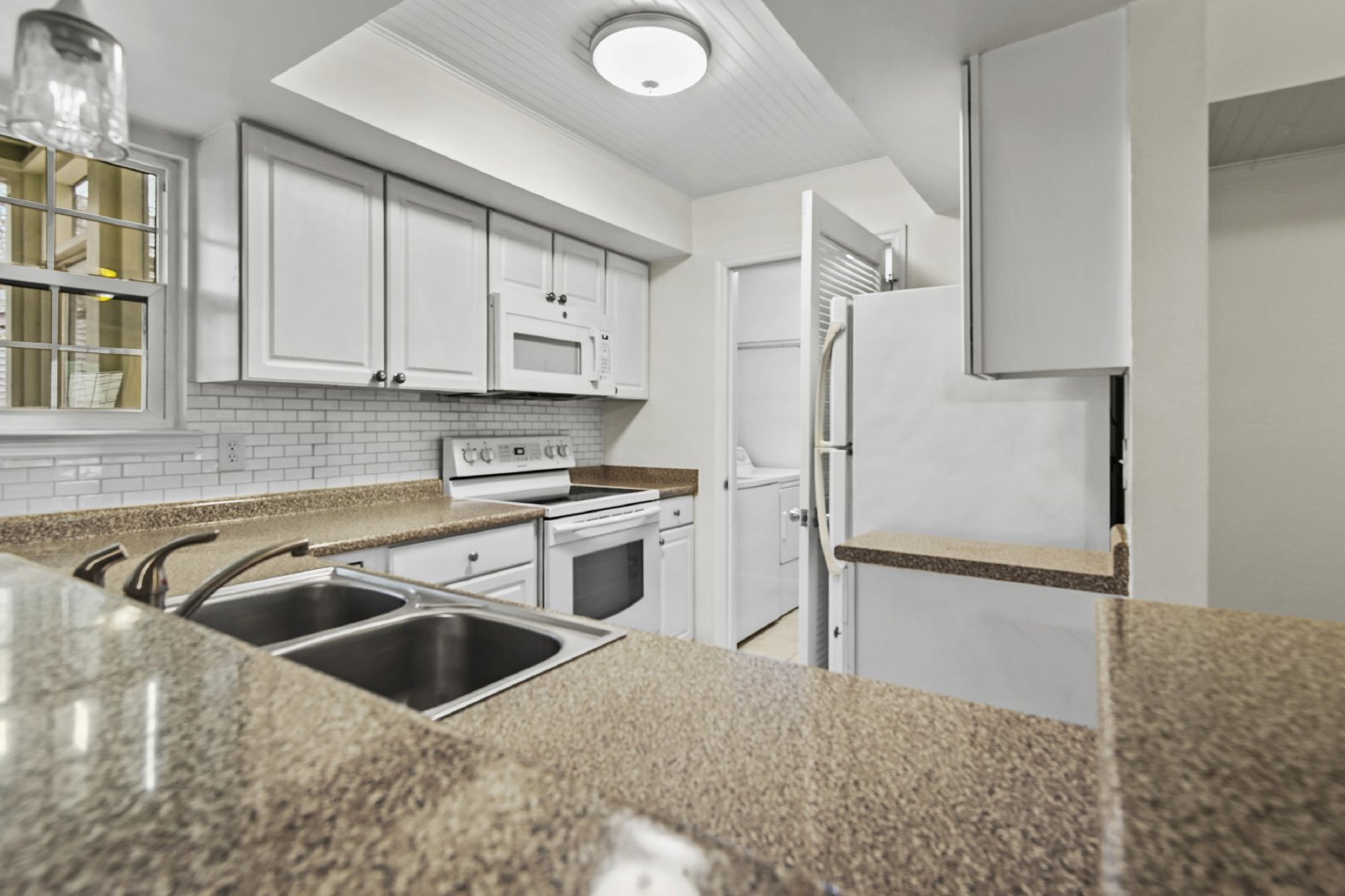 1878-B Montclair Drive - 1 property image