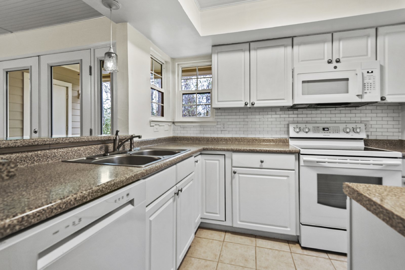 1878-B Montclair Drive - 1 property image