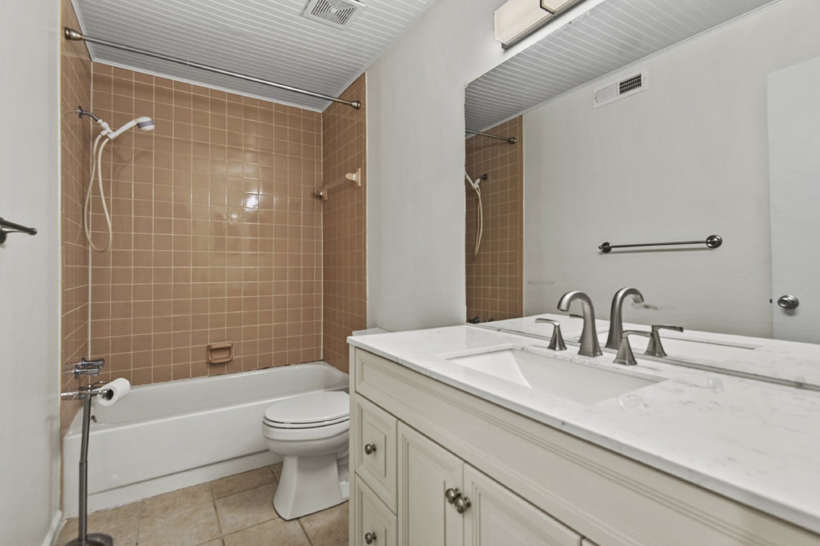 1878-B Montclair Drive - 1 property image