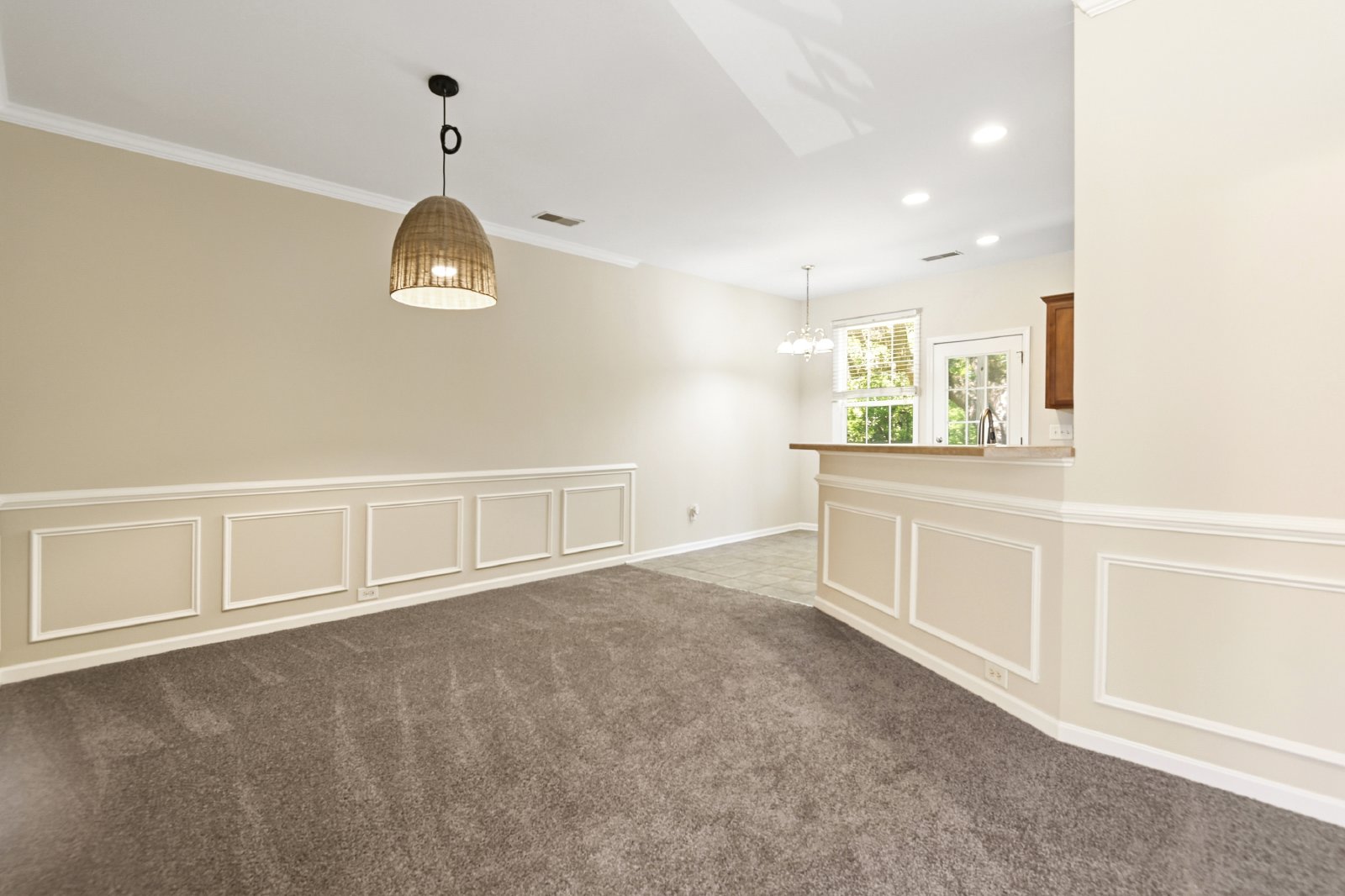 1406 Hamlin Park Circle - 1 property image