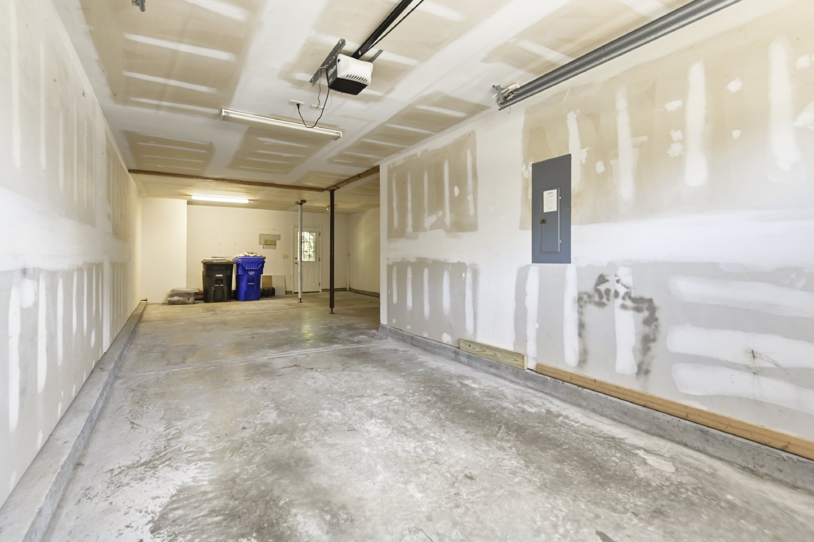 1406 Hamlin Park Circle - 1 property image