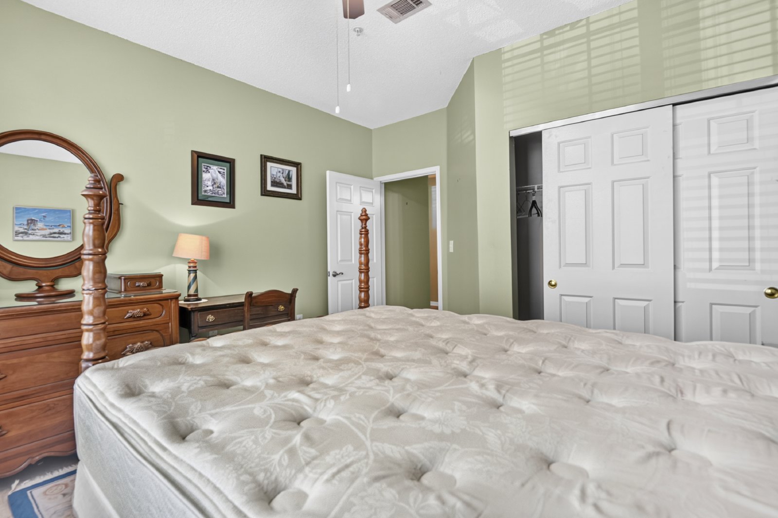 1811 Chatelain Way - 1 property image