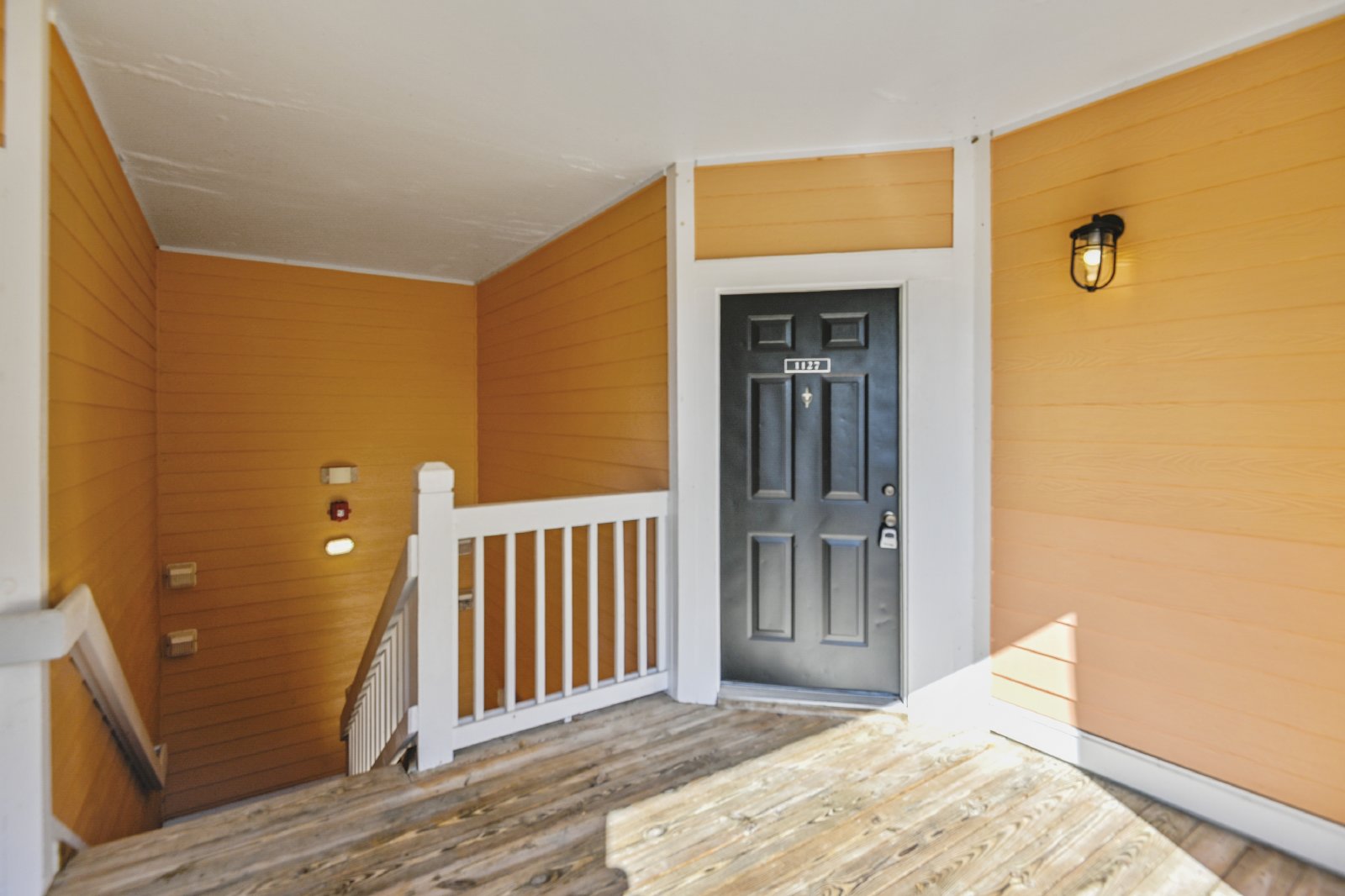 1127 Rosewood Lane - 1 property image