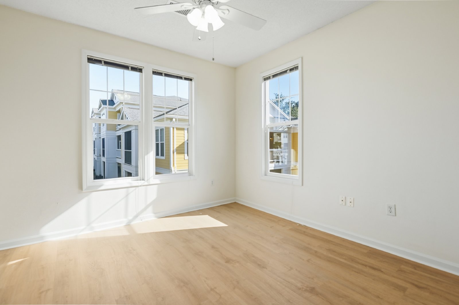 1127 Rosewood Lane - 1 property image